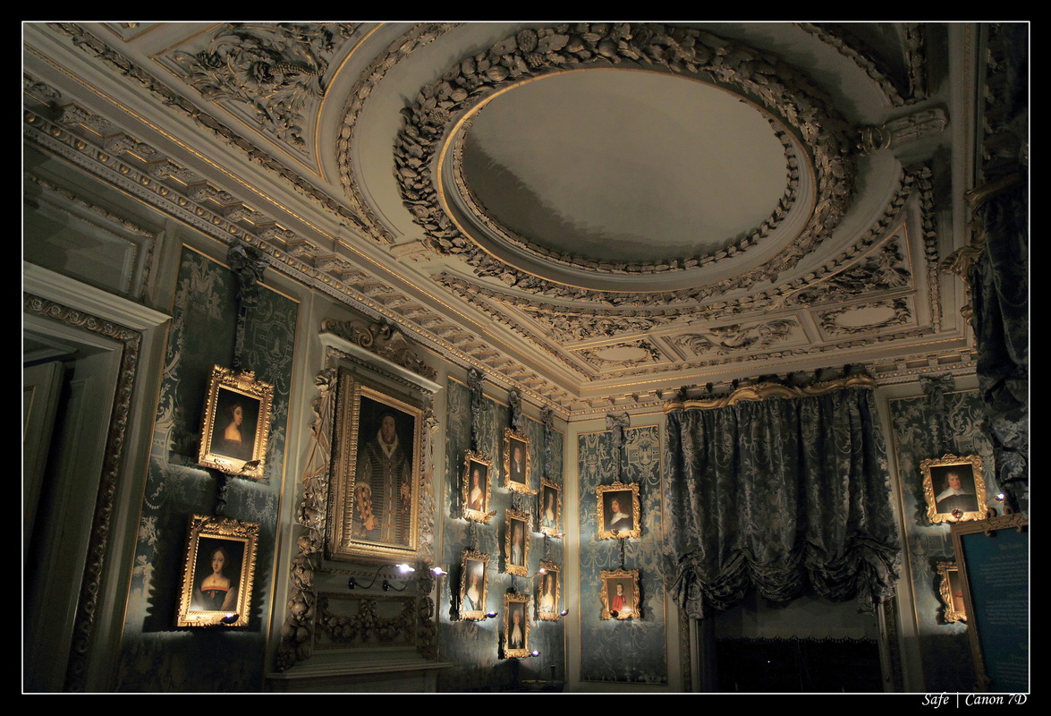 2011 - 01 - Warwick Castle 076